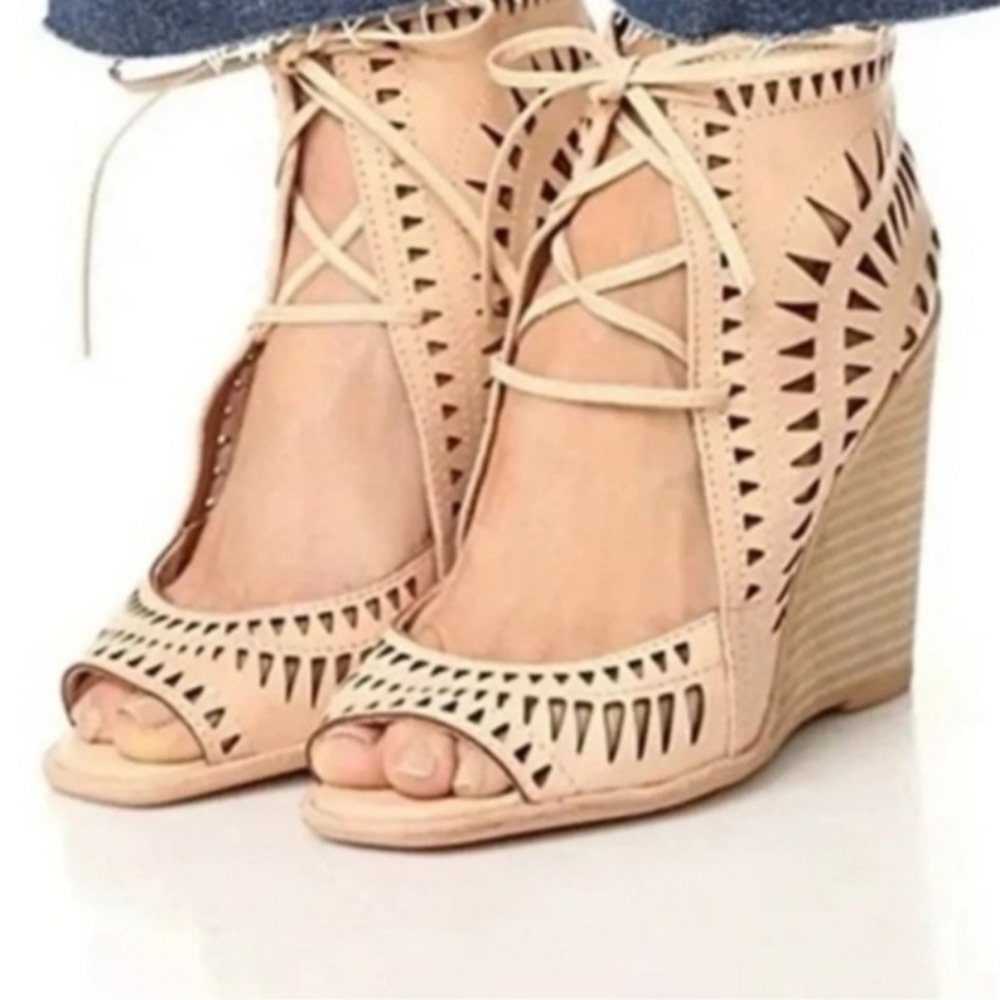 Jeffrey Campbell Rayos Perforated Wedge Sandal Womens Size 11